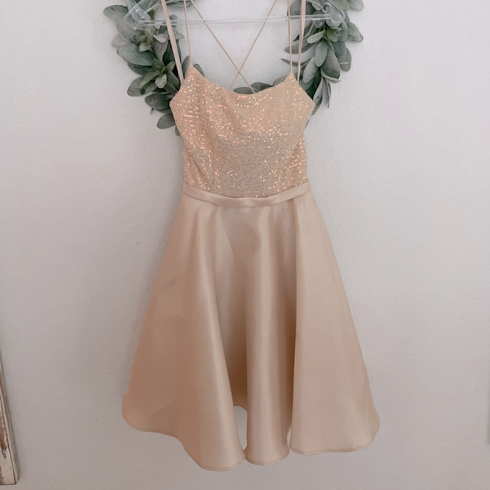 ED Young dress only worn once for an hour